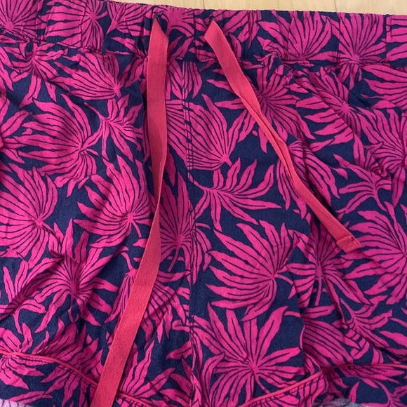 Uniqlo PJ shorts - Picture 2 of 2